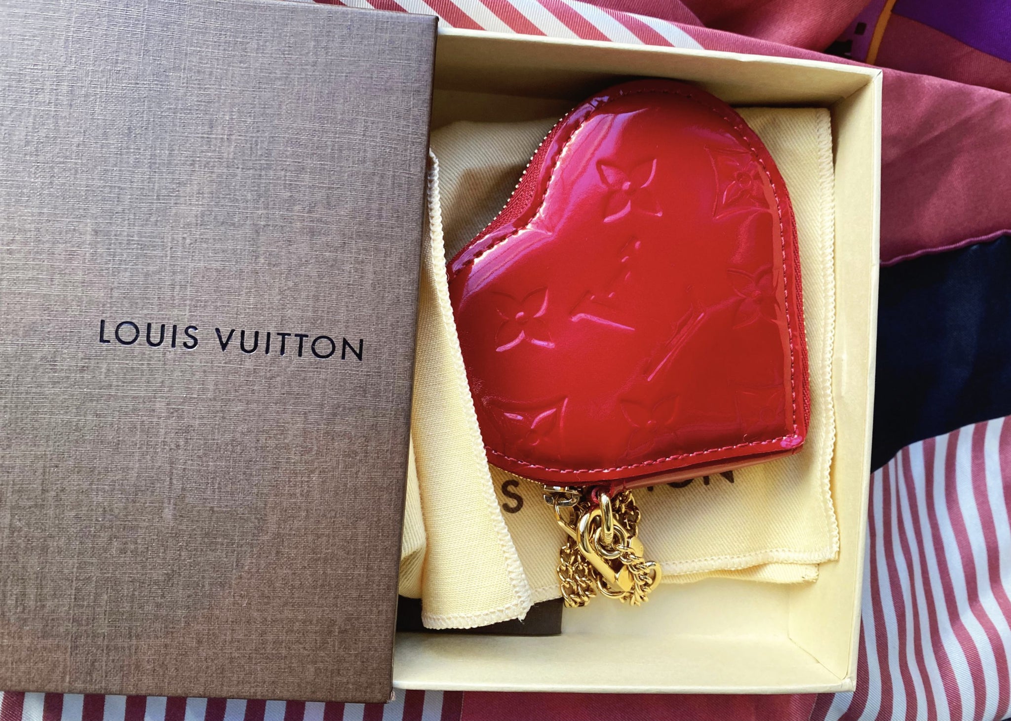 100 Authentic Louis Vuitton Vernis Red Heart Coin Purse Old Soul Vintage Jewelry